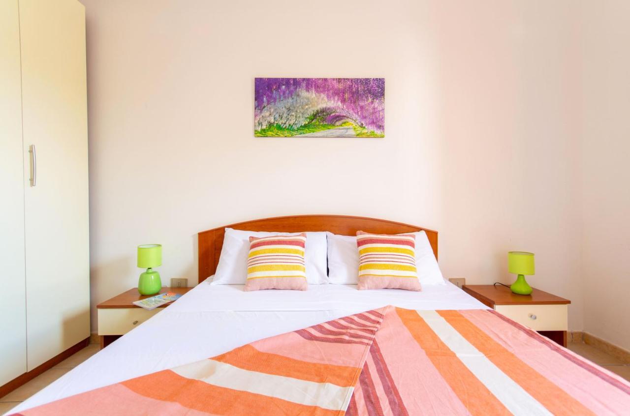 Residence Tre Palme - Localo 토레 델 로소 외부 사진